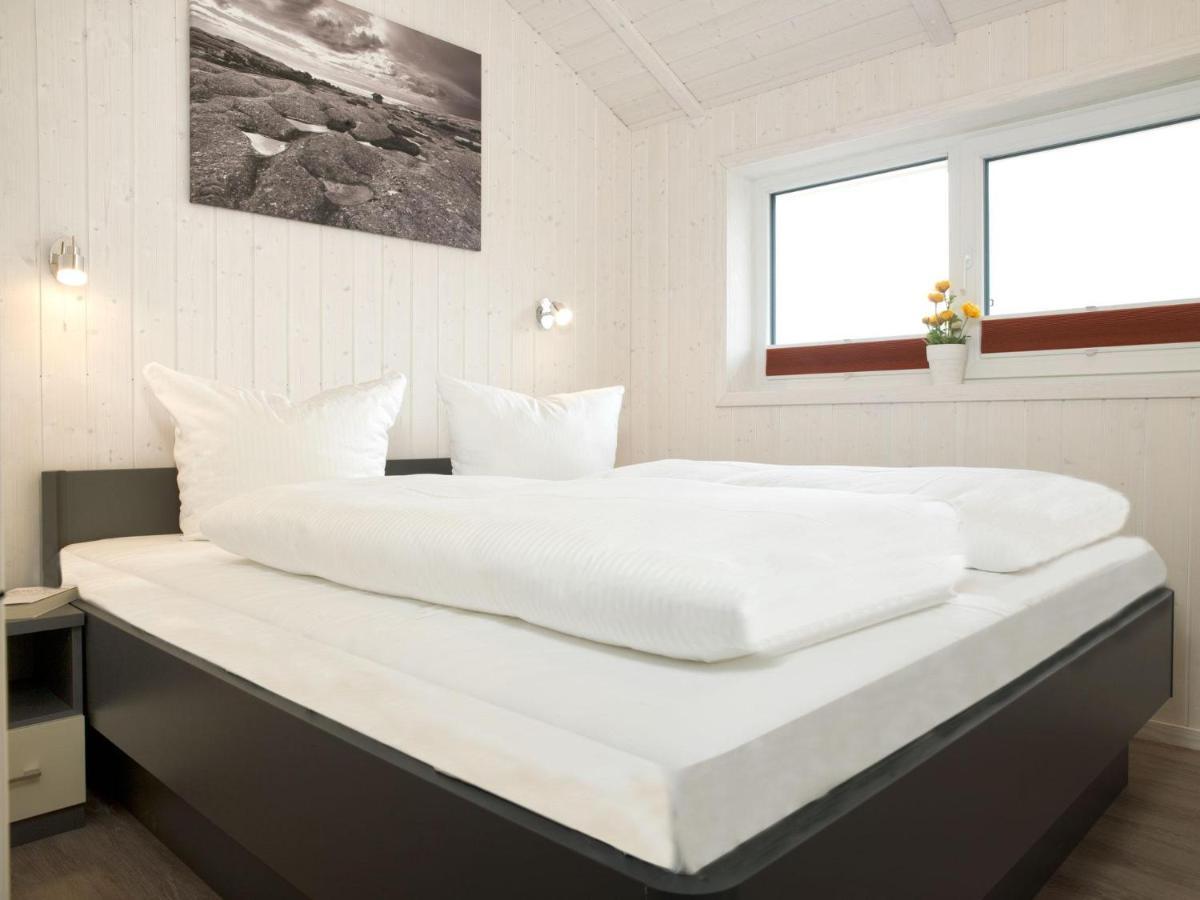 Daenische Ferienhaeuser Am Salzhaff Haus Kaept'N Nemo Insel Poel Exterior photo